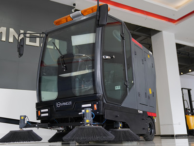 駕駛式洗地機 駕駛式洗地機